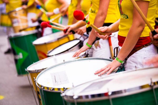 今年も浅草サンバカーニバルの季節がやってきた サンバのリズムと歴史 Music Lesson Lab 今年も浅草サンバカーニバルの季節がやってきた サンバのリズムと歴史 Music Lesson Lab