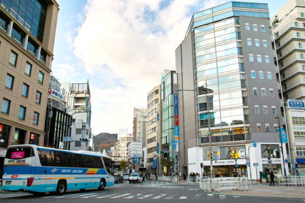 三宮スタジオはJR元町駅の近くです