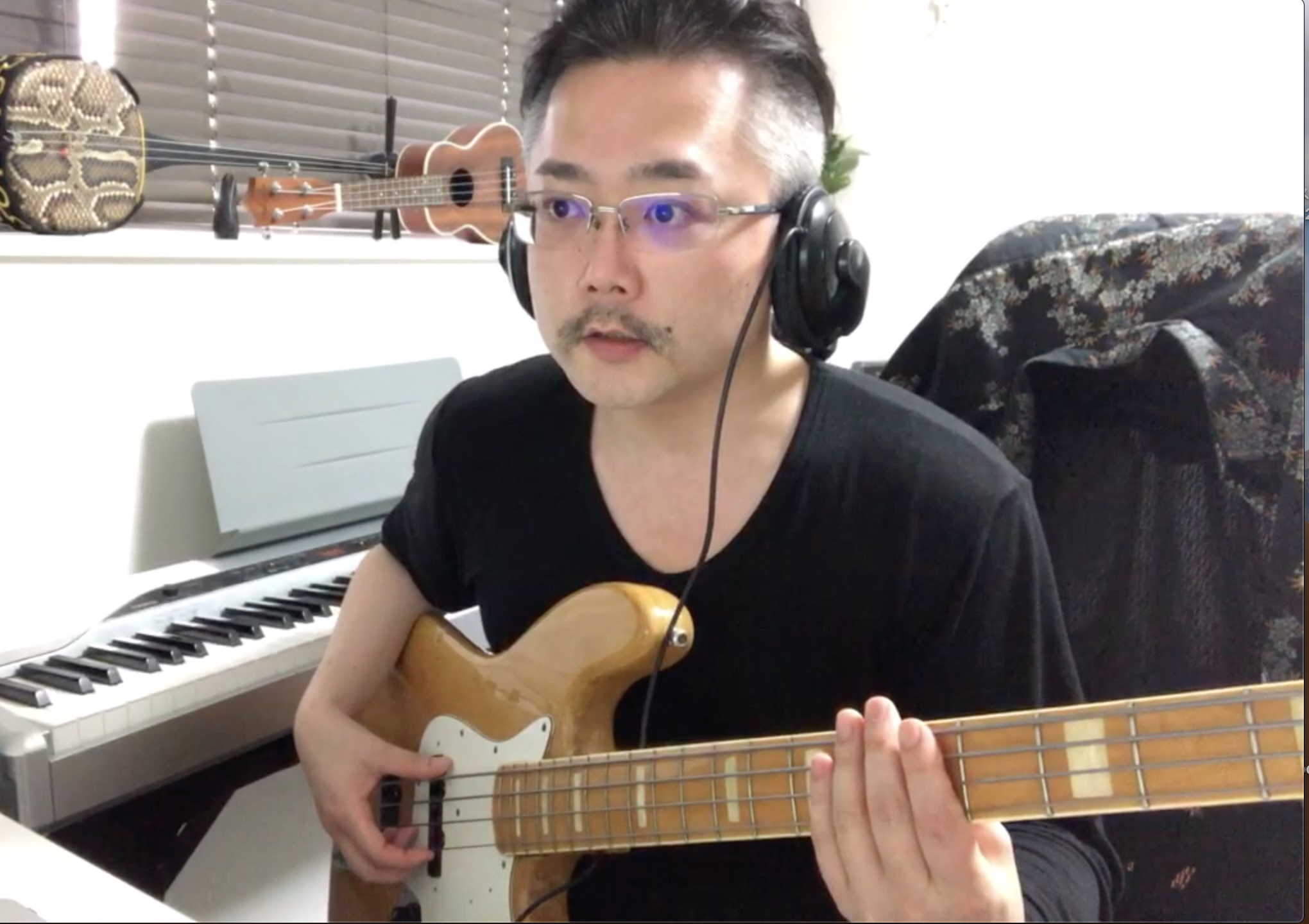 ベースでSuperstition/Stevie Wonderを演奏｜弾き方・ポイントを現役